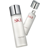 SK-II Facial Treatment Clear Lotion is a skin toner that evens and smooths skin for a glowing look